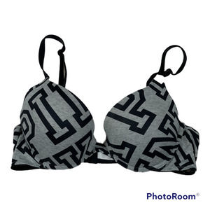 Pink by Victoria Secret Wear Everywear Push‎ Bra 34B